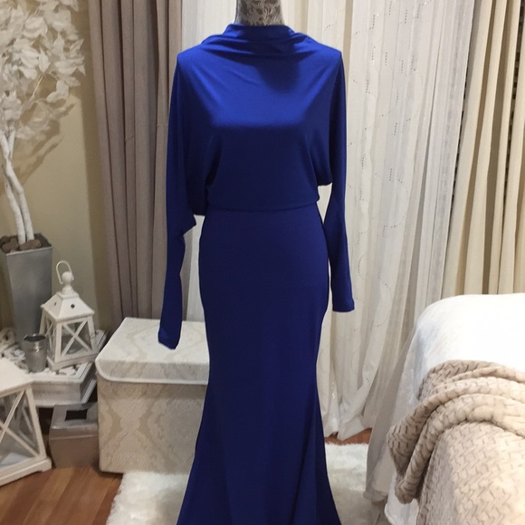 Dresses & Skirts - Cocktail Dress 👗